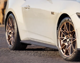 ford-mustang-eu-bronze_pack_large_card-16x9-1440x810.jpg