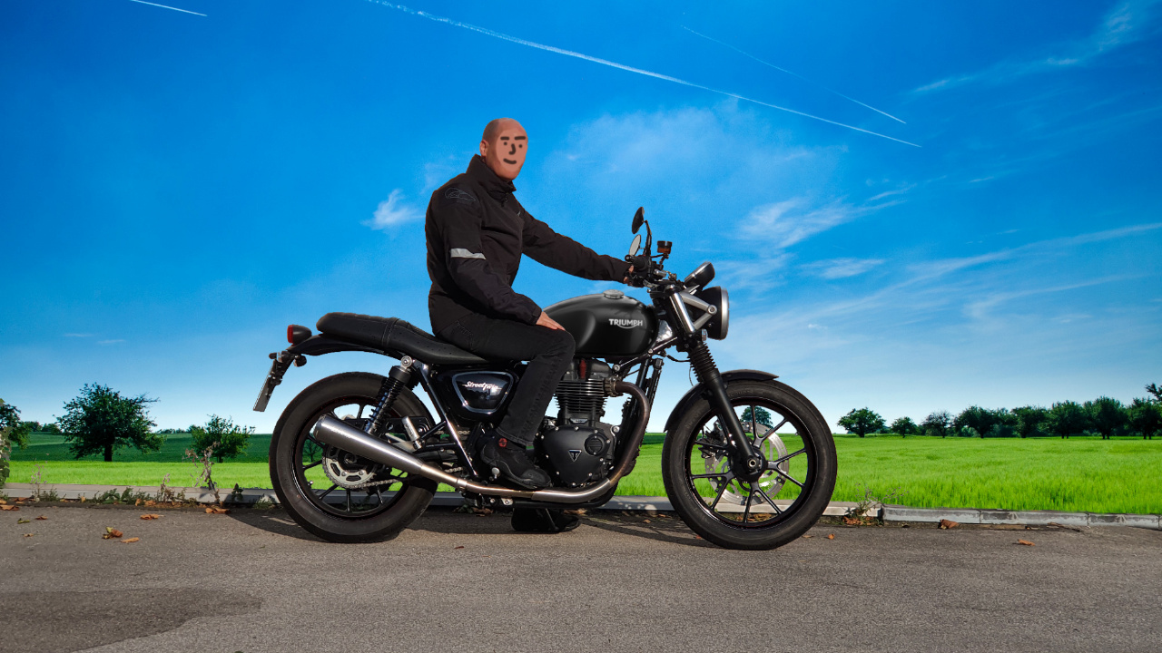 Triumph_newb3 mask.jpg